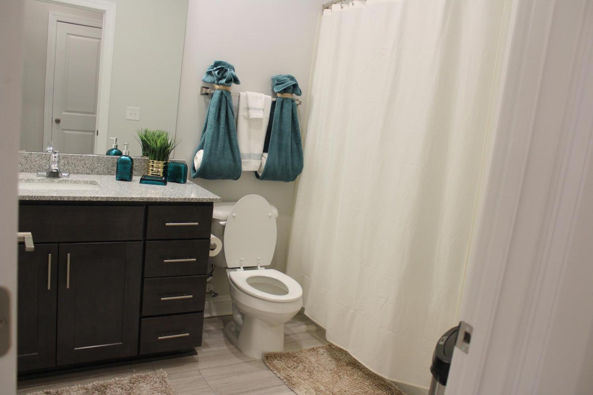 Quiet And Luxury Apartment - 10 Minutes From Ecu Winterville 外观 照片